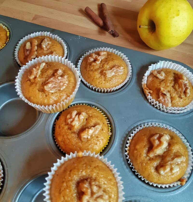 Muffin alle mele e noci