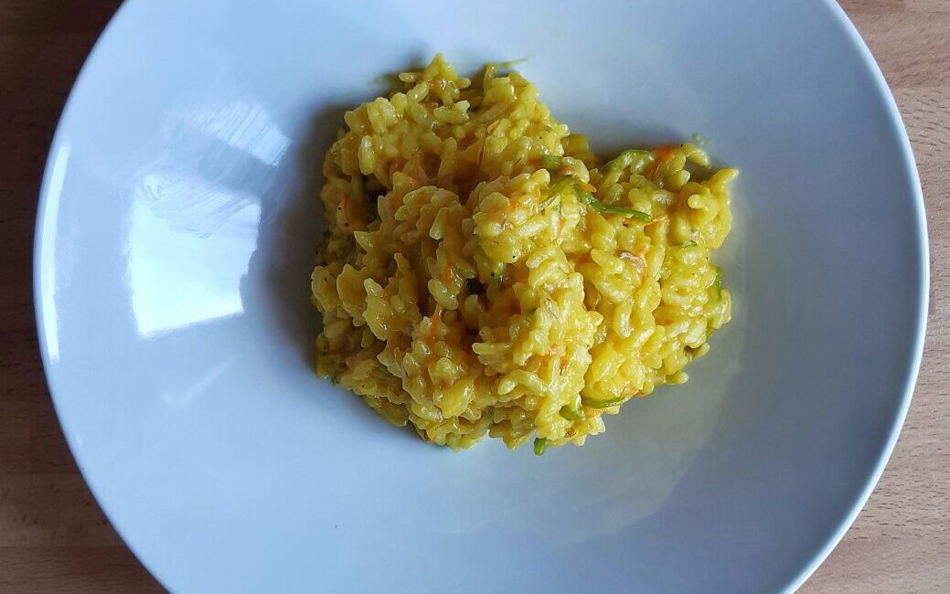 Risotto allo zafferano con fiori di zucca